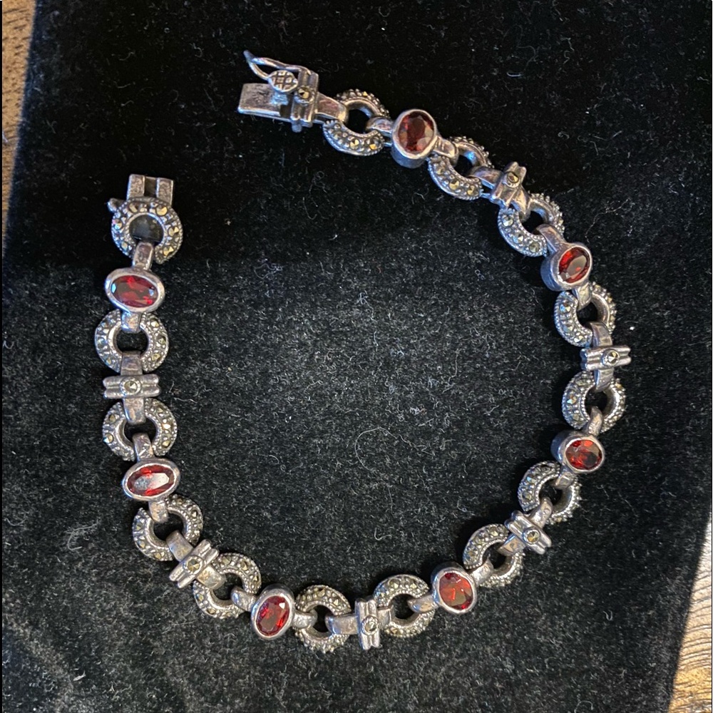 VINTAGE STERLING SLIVER MARCASITE BRACELET - Picture 1 of 6